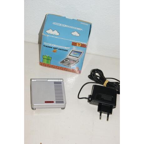 Gameboy Advance SP Classic NES Edition