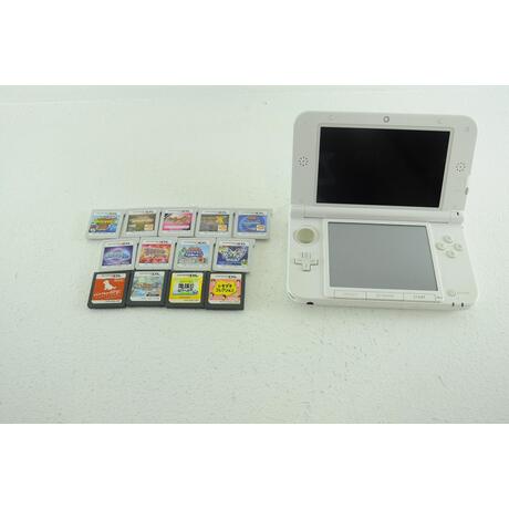 Lot van Nintendo 3DS handheld met 13 games - Japans