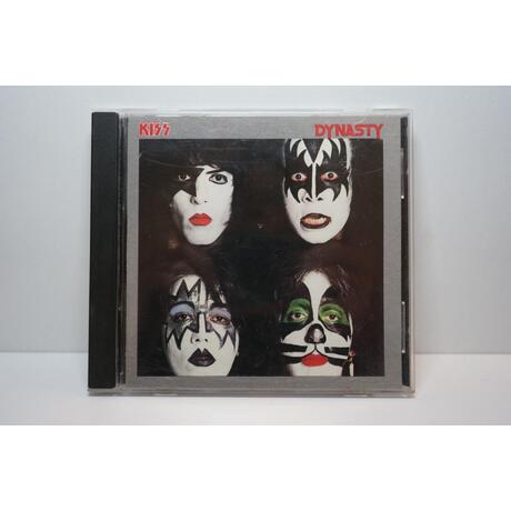Kiss: Dynasty
