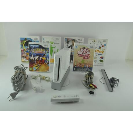 Nintendo Wii Console (6 Games)